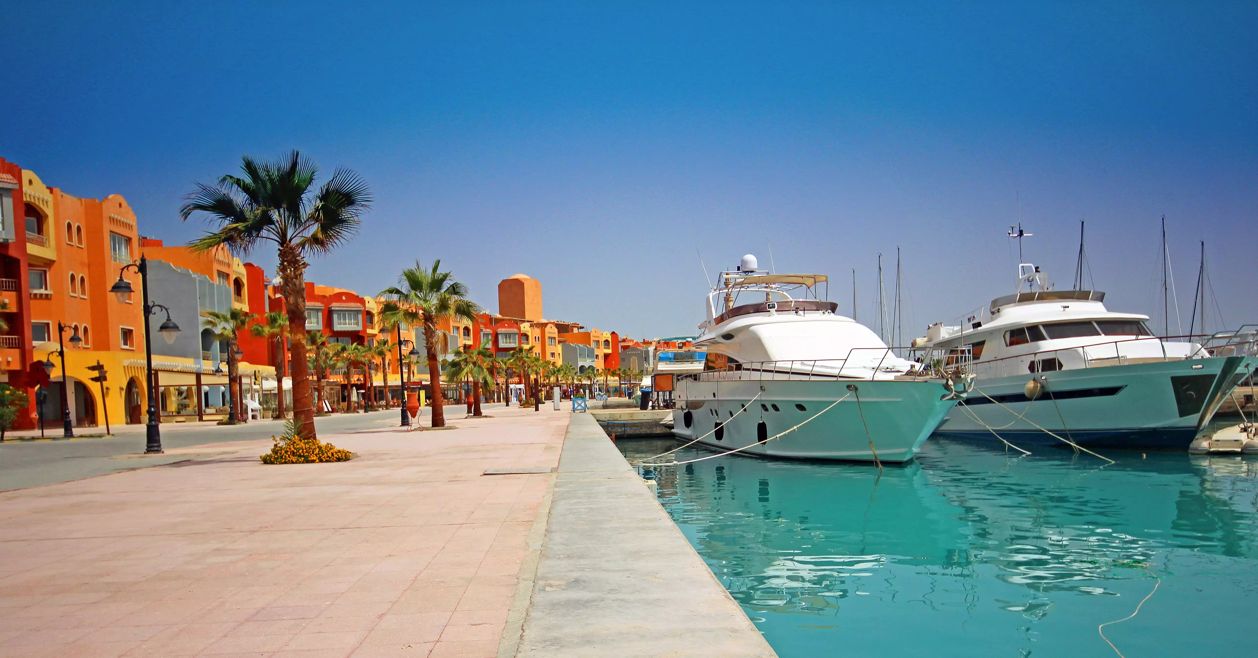 marina-hurghada-travelwzus