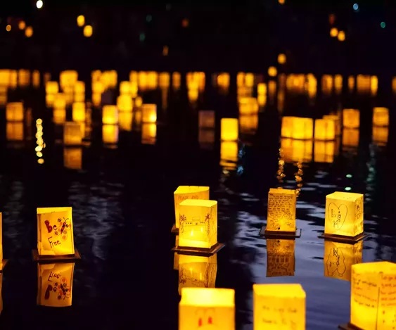 water-lantern-festival-travelwzus