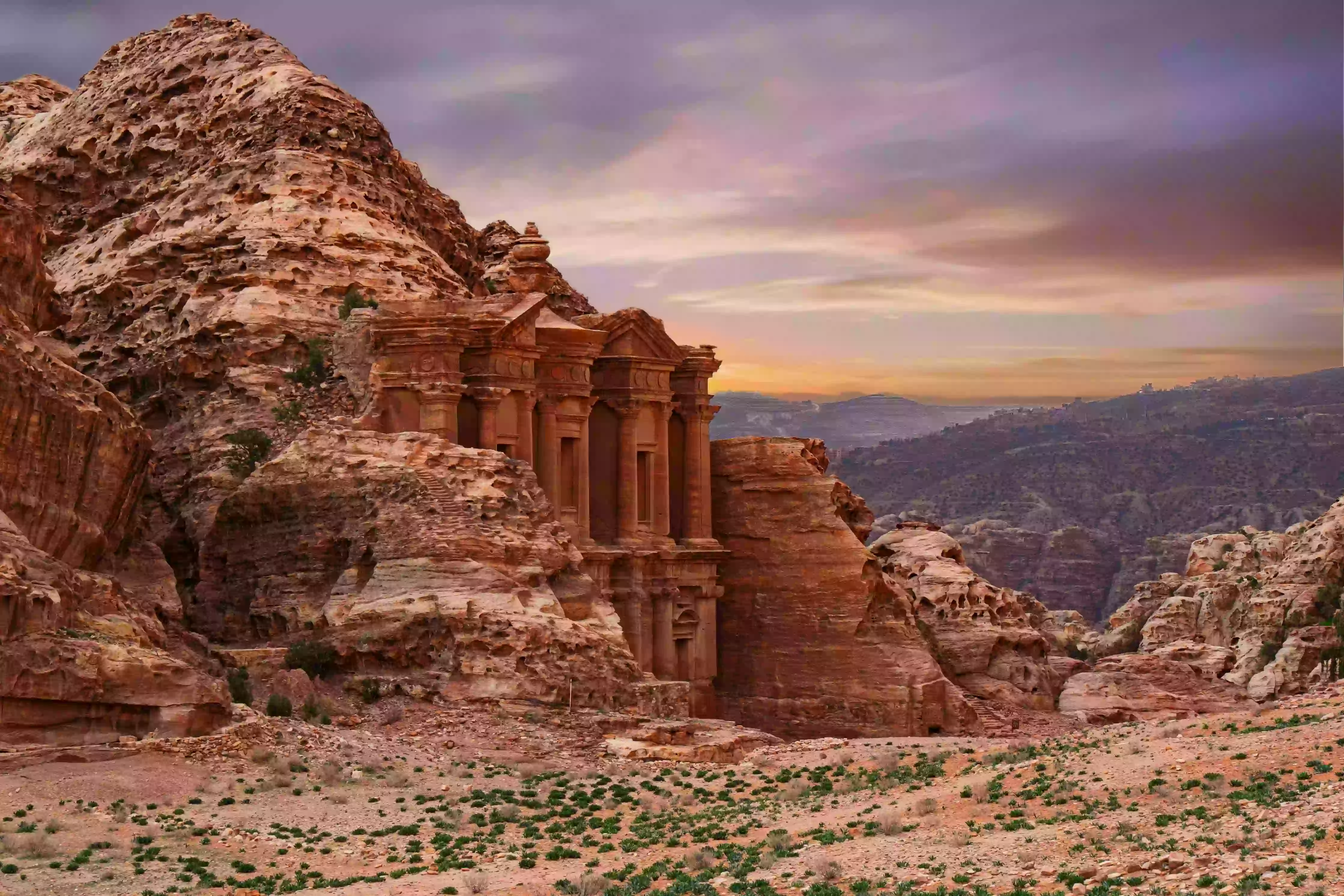 petra-jordan-travelwzus