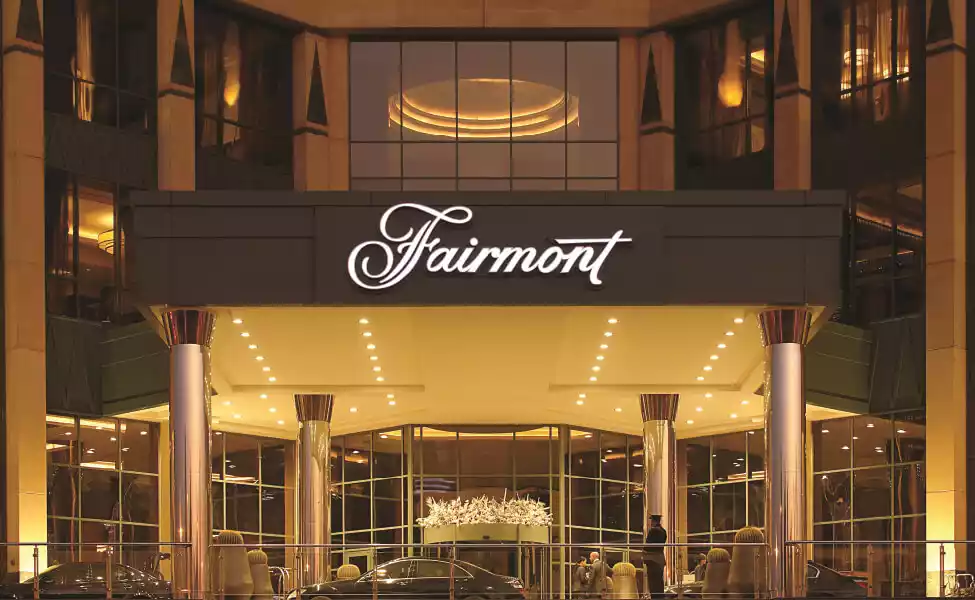 top-attractions-hotels-fairmont-nile-city-entrance-travelwzus